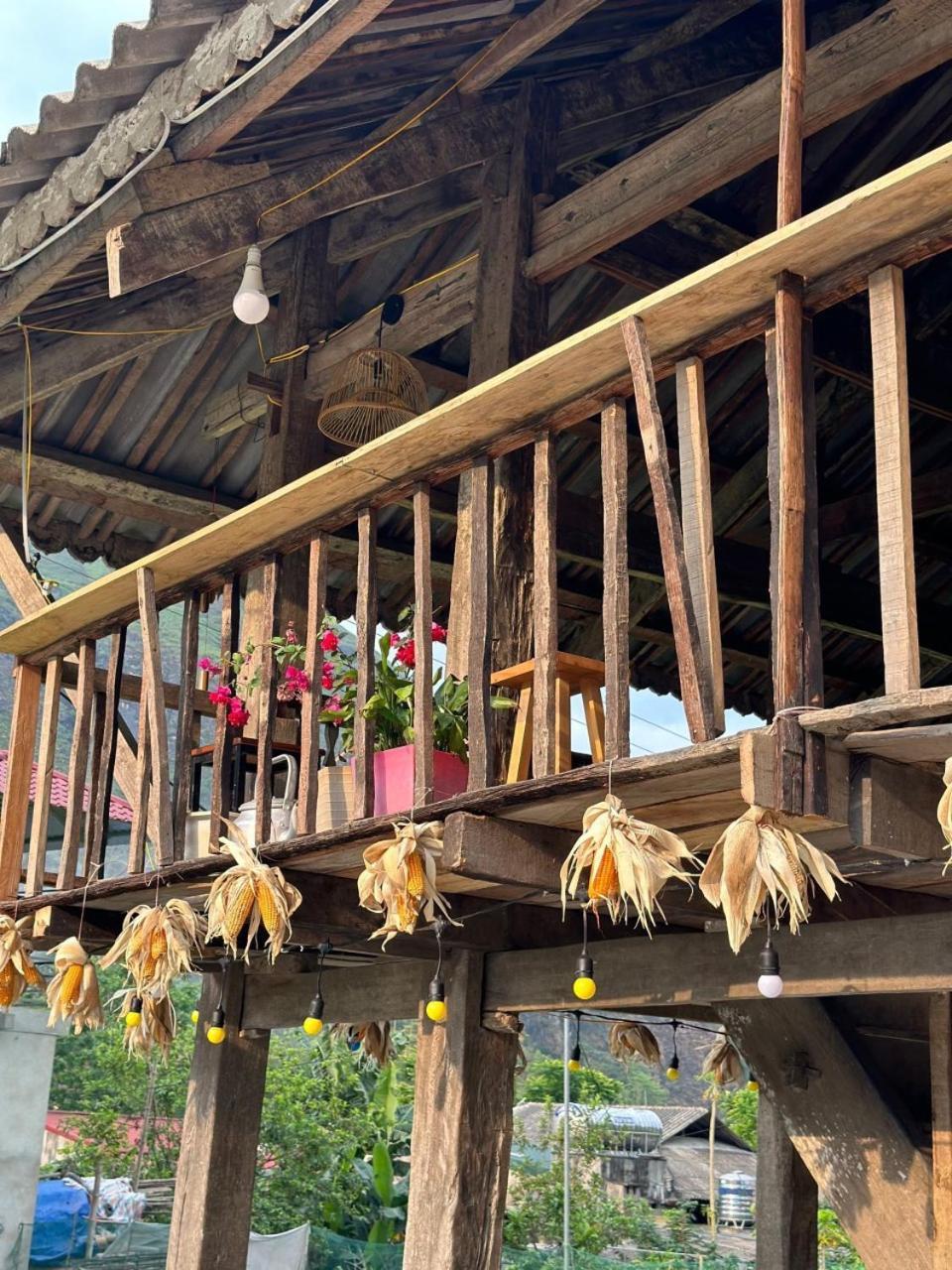 Làng Cac Du Gia Thu'S Homestay מראה חיצוני תמונה